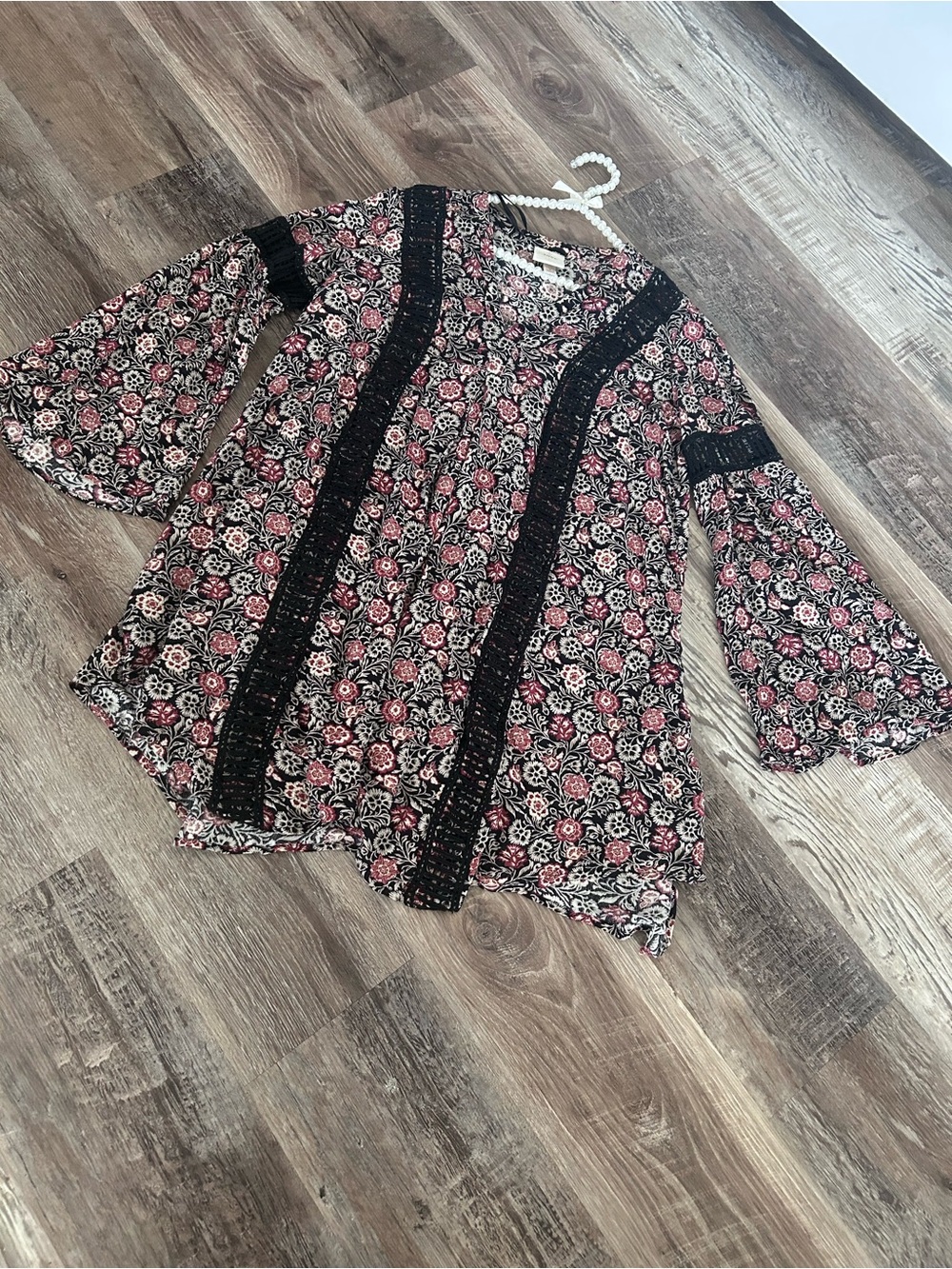 Floral Boho Mini Dress with Lace Trim - Black & Pink